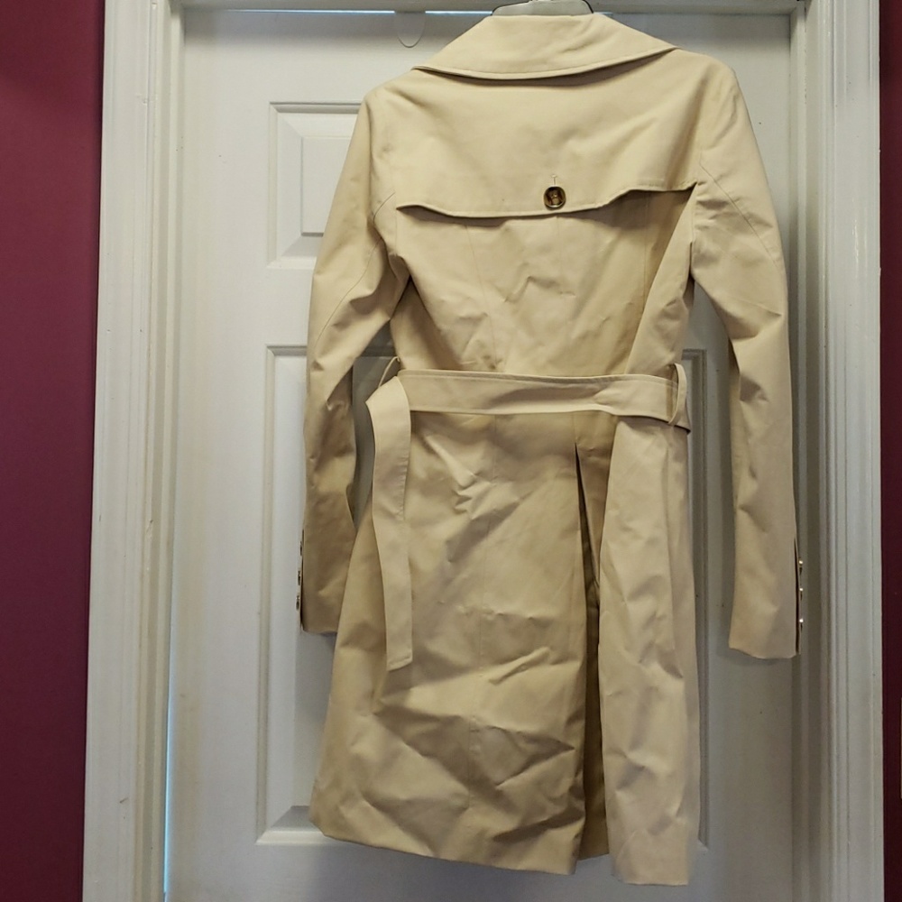 Spring Jacket - Picture 2 of 7